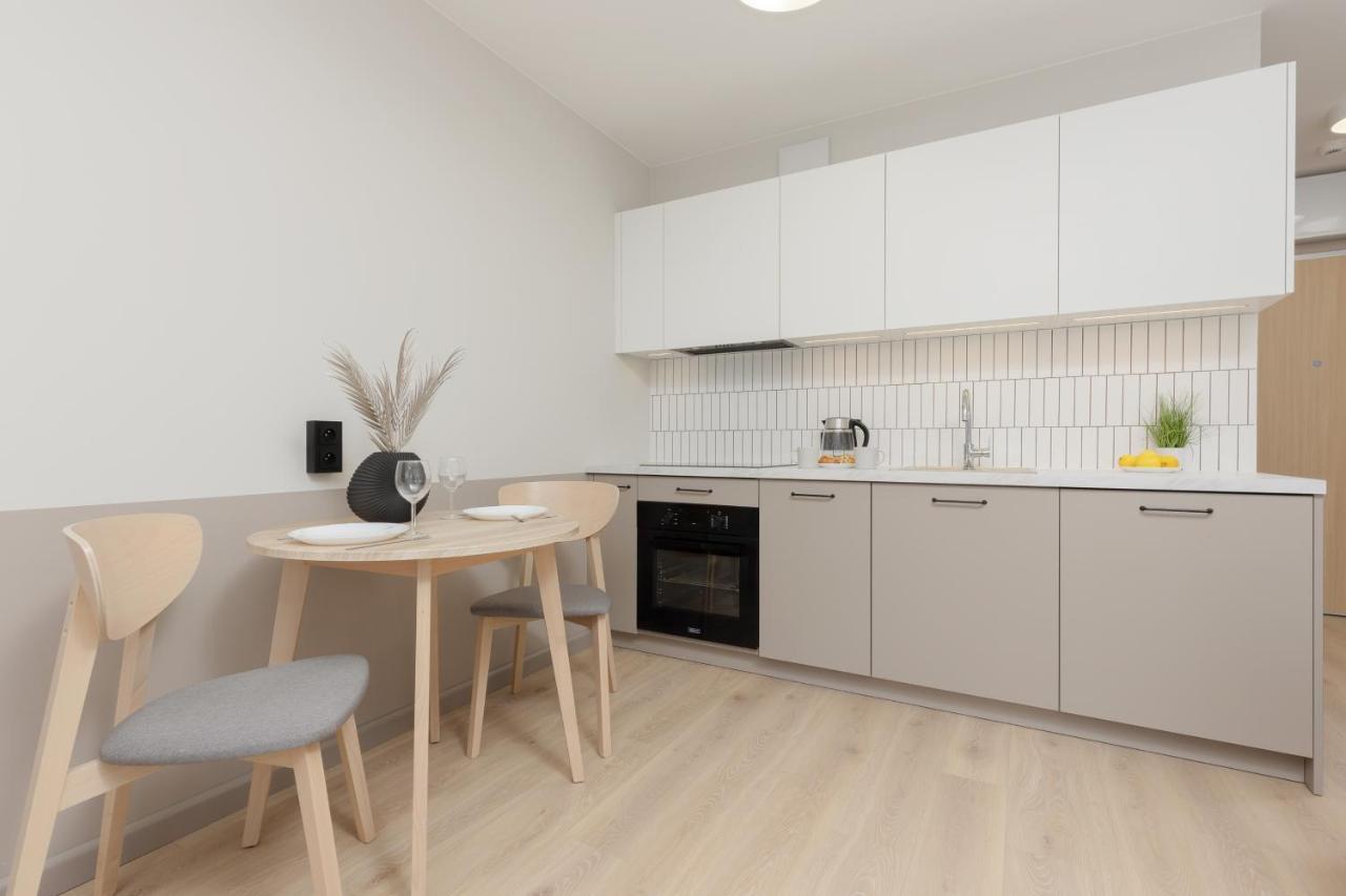 Aparthotel Mokotow Business Center By Noclegi Renters Varsovie Extérieur photo